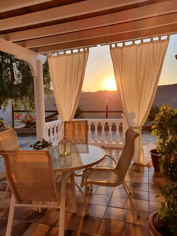 Cortijo La Rijana Villa Sayalonga Holiday home
